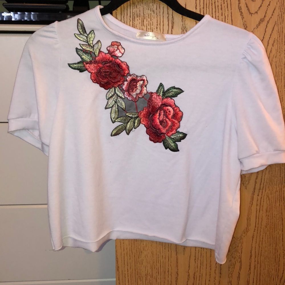 Short sleeved top